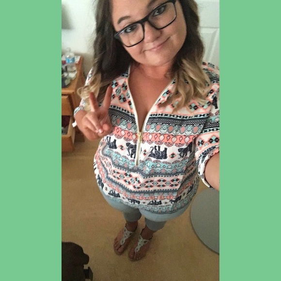 Hannah - Picture 2 of 4